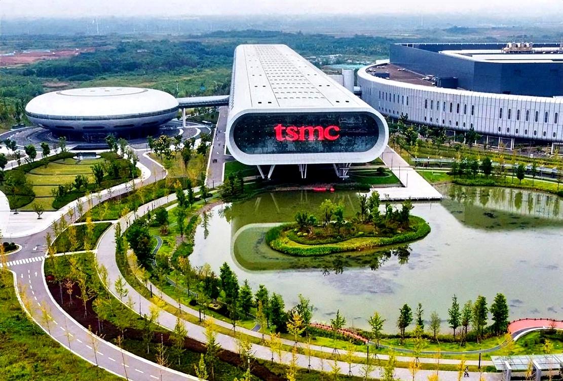 16nm,28nm三類產(chǎn)品的制造,精準(zhǔn)定位汽車芯片,5g通信,物聯(lián)網(wǎng)設(shè)備等萬億